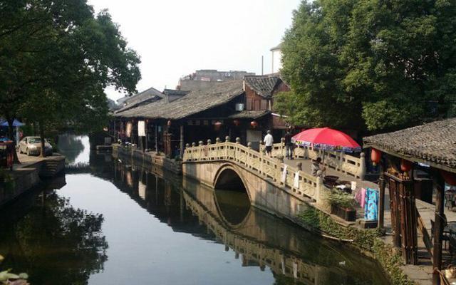 颍州 | “家校共育 静待花开” ——十五中举办“家校社共建 ”系列活动